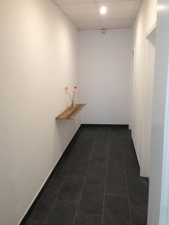 Hostel H12